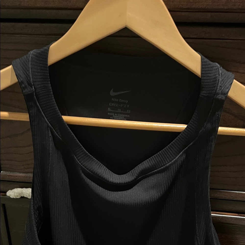 Nike Women's Black Tank Top